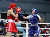 Nuri Eroğlu Büyük Erkekler ve Kadınlar Türkiye Ferdi Boks Şampiyonası başladı