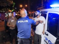 Bir grup genç tartıştıkları sözleşmeli eri bıçakladı