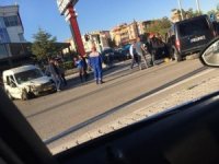 Polatlı’da iki ticari araç kafa kafaya çarpıştı: 4 yaralı
