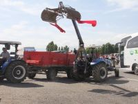 Iğdır'da Köylüler Ana Yolu Trafiğe Kapattı