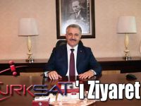 Ulaştırma Bakanı Arslan Türksat'ı Ziyaret Etti