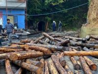 Göçükte kalan işçiye 11 saat sonra ulaşıldı