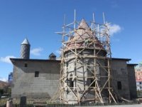 Yakutiye Medresesi ve Karanlık Kümbet’te devam eden restorasyon çalışmalarında sona gelindi