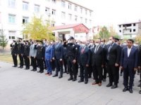 Hizan’da 29 Ekim Cumhuriyet Bayramı çelenk töreni