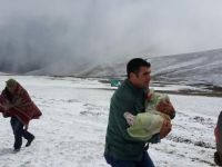 Yayla’da Mahsur Kalan Köylüleri, İl Özel İdaresi Ekipleri Kurtardı