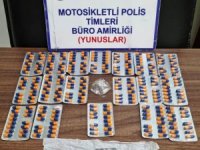 Kütahya’da bir araçta 272 adet uyuşturucu hap ele geçirildi