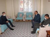 Kaymakam Yelek şehidin annesinin taziyesine katıldı
