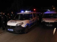 GBT sorgusundan kaçan şüpheliler kovalamaca sonucu yakalandı, üzerlerinden uyuşturucu madde çıktı