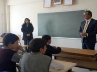 Vali Özefe’den Okul Ziyareti