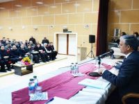 Vali Özefe, Göle’de Muhtarlarla Buluştu