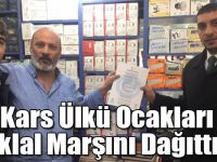 Kars Ülkü Ocakları İstiklal Marşını Dağıttılar!