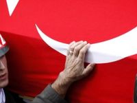 Bitlis’te mayın patladı: 2 şehit,1 yaralı