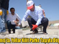 Sarıkamış'ta, Yollar Kilit Parke Taşıyla Döşeniyor