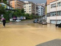 Turuncu alarm verilen Zonguldak’ta yağış sürüyor