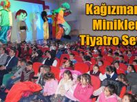 Kağızman’da Minik Öğrencilerin Tiyatro Sevinci