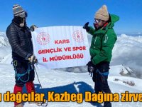 Karslı Dağcılar, zorlu 5033 rakımlı Kazbeg Dağına zirve yaptı