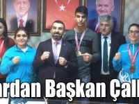 Karslı Şampiyonlar Başkan Çalkın'ı ziyaret etti