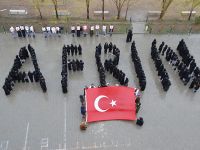 Öğrenciler bedenleriyle Afrin yazdı