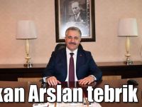 Bakan Arslan sporcuları tebrik etti