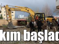 Kars Valisi Rahmi Doğan, Gençlik Merkezinin yapılacağı yeri inceledi