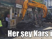 Kars Belediyesi Kazımpaşa Caddesinin kaldırım çalışmalarına başladı