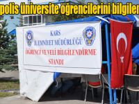 Kars’ta polis üniversite öğrencilerini bilgilendiriyor