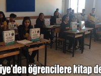 Selim Belediyesinden öğrencilere kitap desteği