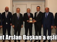 Ahmet Arslan Başkan'a eşlik etti