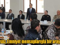 Kars Valisi Türker Öksüz, Emniyet mensuplarıyla bir araya geldi