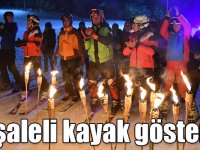 Cıbıltepe'de meşaleli kayak gösterisi