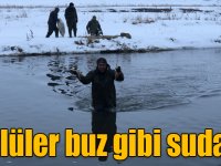Kars’ta köylüler buz gibi sudan balık ihtiyacını karşılıyor