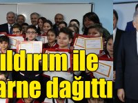 Arslan, Yıldırım ile birlikte karne dağıttı