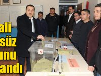 Kars Valisi Türker Öksüz oyunu kullandı