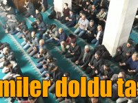 Kars’ta Berat Kandili’nde camiler doldu taştı