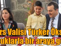 Kars Valisi Türker Öksüz çocuklarla bir araya geldi