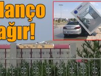Kars’ta şiddetli rüzgar önüne çıkanı yıktı