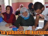 Kars'ta 7'den 70'e İngilizce kursuna gidiyorlar