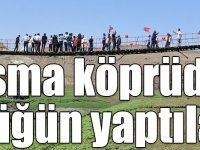 Asma köprüde düğün yaptılar
