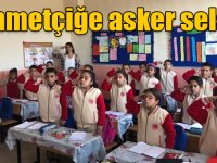 Öğretmen ve öğrencilerden Mehmetçiğe asker selamı