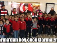 Jandarma’dan köy çocuklarına ziyaret!