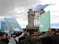 Sanatçılar Ucube İçin Kars'ta