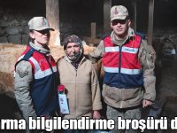 Jandarma bilgilendirme broşürü dağıttı