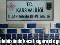Kars'ta yolcu otobüsünde kaçak sigara ele geçirildi