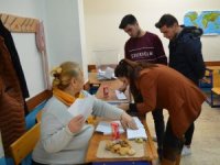 Didim AK Parti delegelerini belirlemek için sandığa gitti