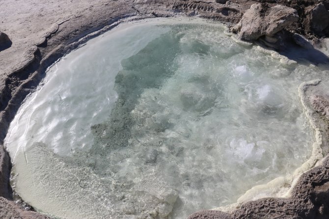 Diyadin'in "şifa kaynağı" kaplıcaları ilgi görüyor