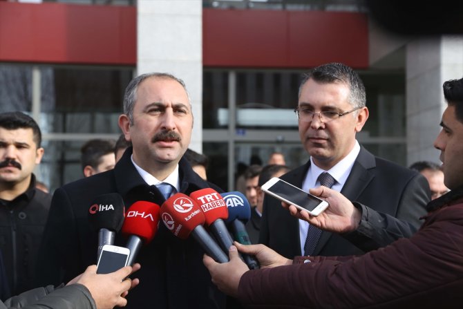 Adalet Bakanı Abdulhamit Gül: "82 milyon hep birlikte kardeşiz"