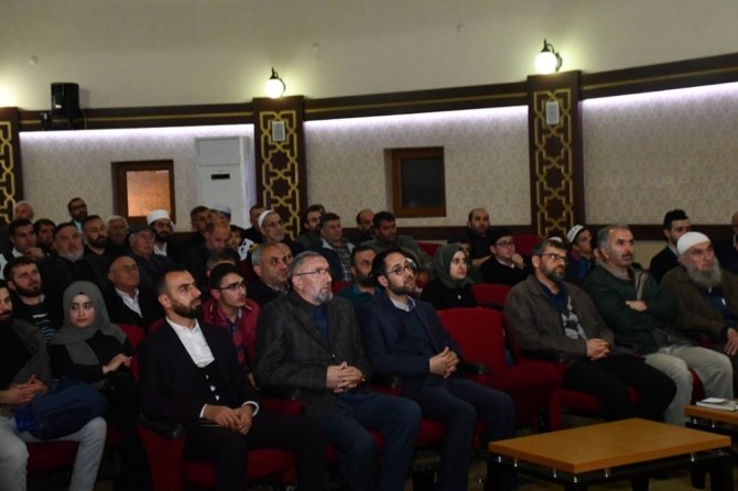 Tayyip Elçi, İnegöl’lülere ailede mahremiyet ve tesettürü anlattı