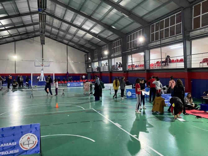 Erzurum'da yurtta kalan öğrencilere sporcu yetenek taraması