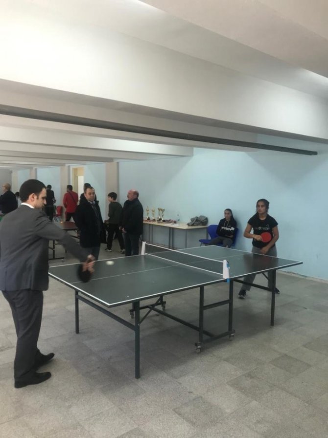 Balya’da masa tenisi turnuvası düzenlendi