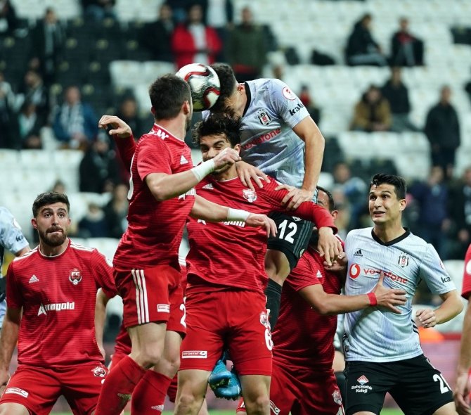 Ziraat Türkiye Kupası: Beşiktaş: 3 - 24 Erzincanspor: 0 (Maç sonucu)